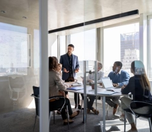 Why Compensation Plans Should Focus on Performance